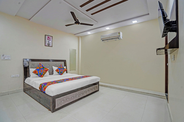 Room 3, Fabhotel The Taj Majestic, Agra