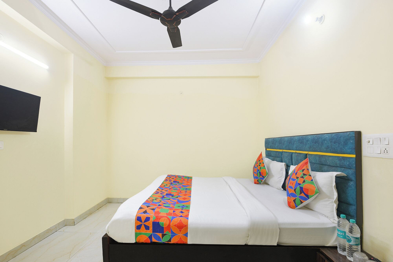 Bedroom 2, Fabhotel Sky Residency, Delhi