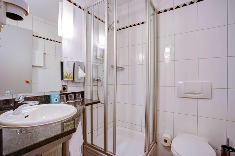 Bathroom 4, Centro Hotel Nurnberg Trademark Collection, Nürnberg