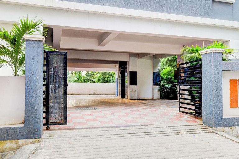 Property entrance 4, Fabhotel Golden Dreams, Hyderabad
