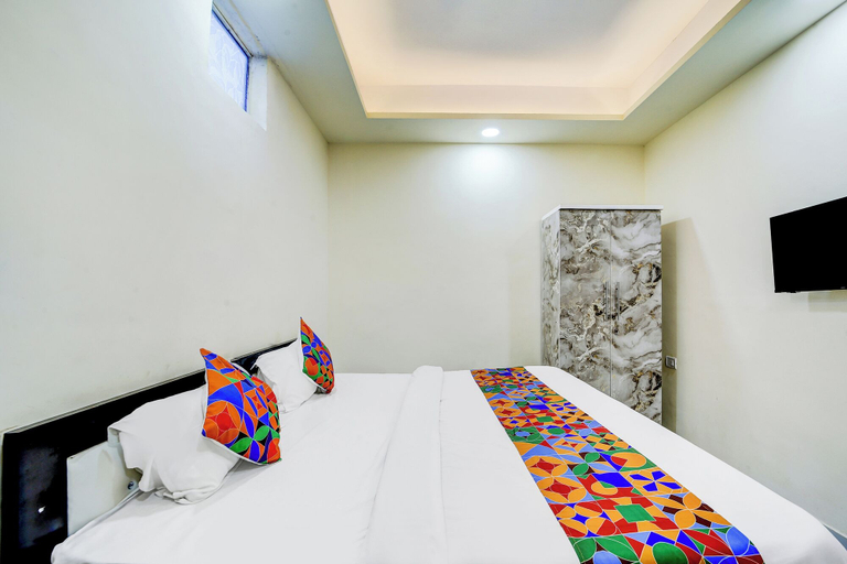 Room 4, FabHotel Shivay I, Ayodhya Nagar, Bhopal