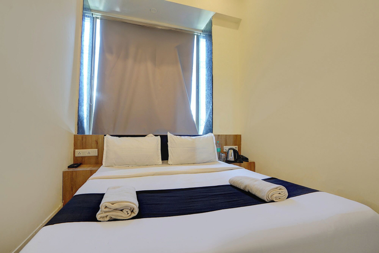 Room 5, Fabhotel Freedom Star, Mumbai Suburban