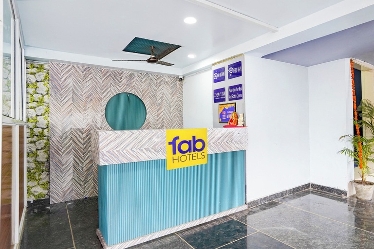 Reception 4, Fabhotel Imperial Blue, Nagpur