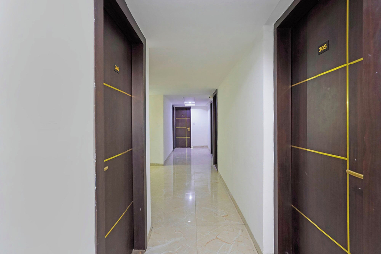 Others 5, Fabhotel Million Star, Indore