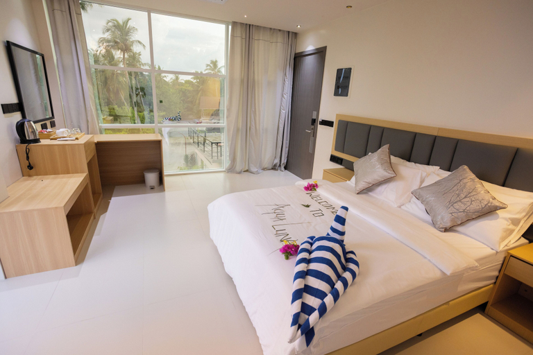 Room 2, Aqua Luna Dhangethi