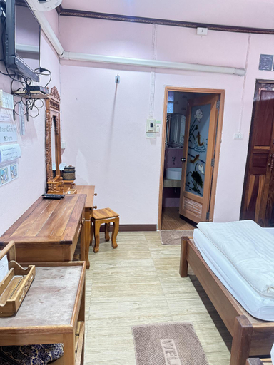 Others 4, Panisa Guesthouse, Chiang Khan