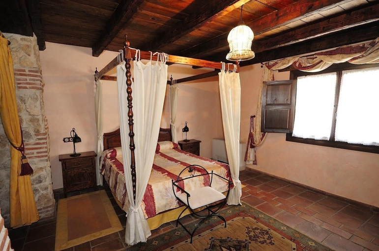Room 3, La Posada Ducal, Burgos