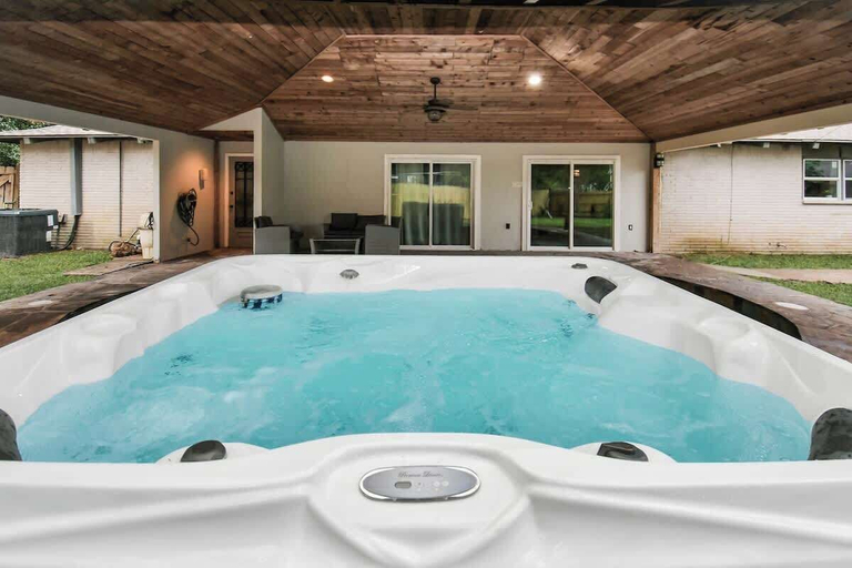 Terrace/patio, 4 BR Luxury Home in Friendswood, Brazoria
