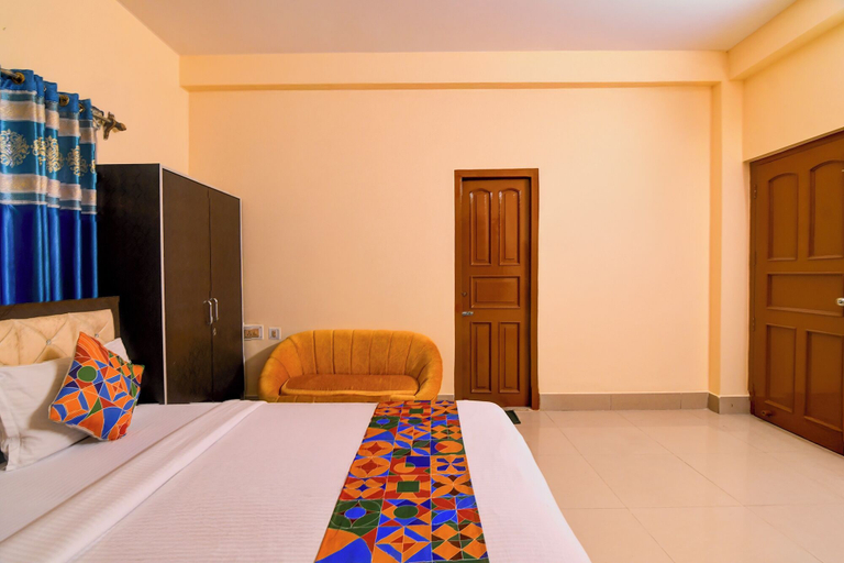 Room 3, Fabhotel Samanta, North 24 Parganas