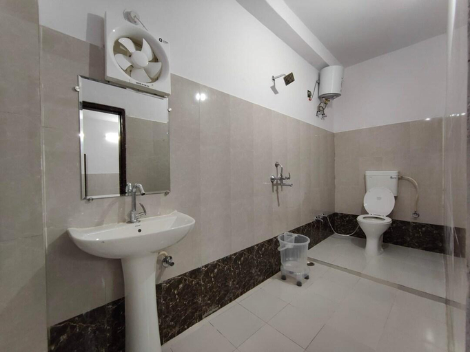 Bathroom, Vamoose Relax Inn, Jodhpur