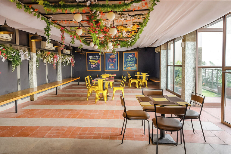 Food & Drinks 4, Fabhotel Clement, Dehradun