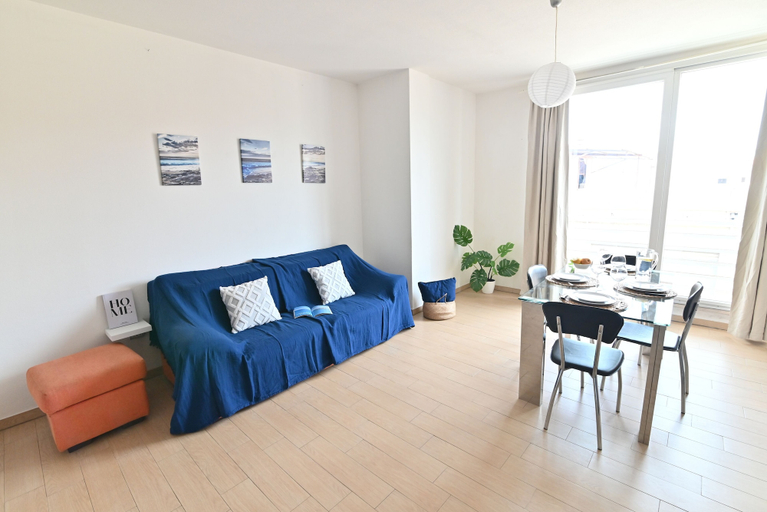 Living area 3, IzzHome Oasis, Cagliari