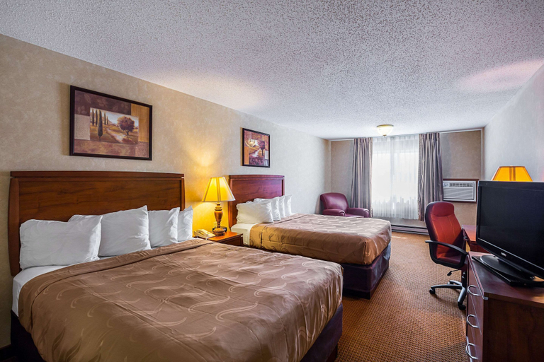 Others 4, Quality Inn Mitchell I-90, Davison