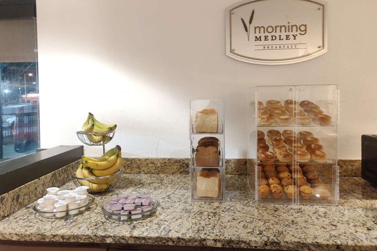 Food & Drinks 5, Sleep Inn & Suites Memphis, Shelby