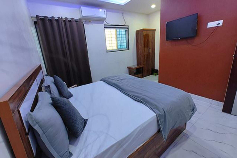 Room 4, Fabhotel The Royal Inn, Pune