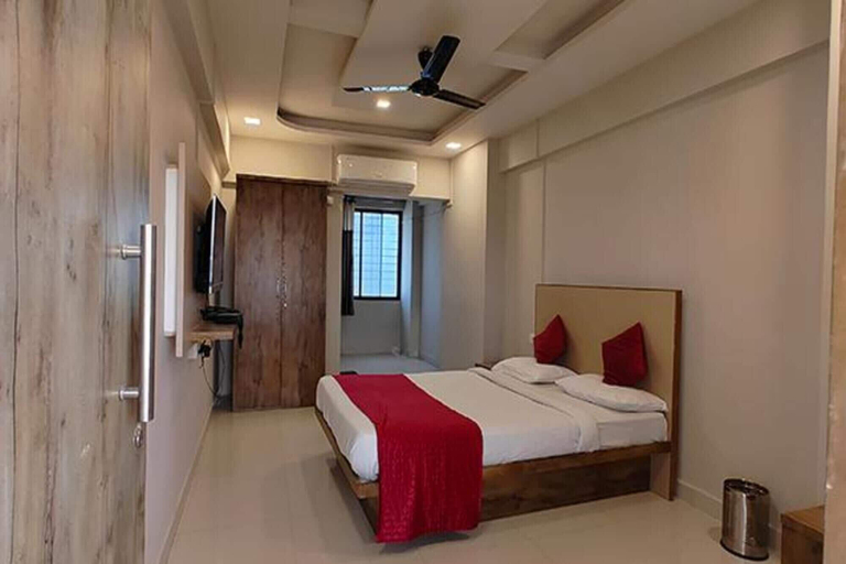 Room 2, Fabhotel Ace Executive, Pune