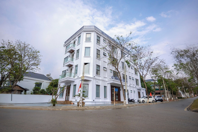 Front of property, Victoria Hotel MC by Bay Luxury, Mộc Châu