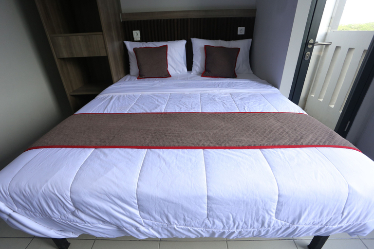 Room 3, Capital O 95049 Aurora Rooms Riverdale, Cikarang