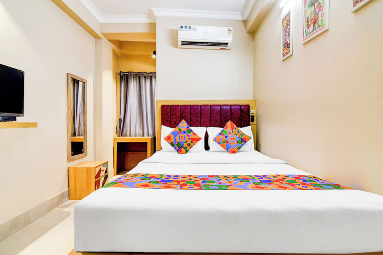 Room 5, Fabhotel Forreal Stays, Kolkata
