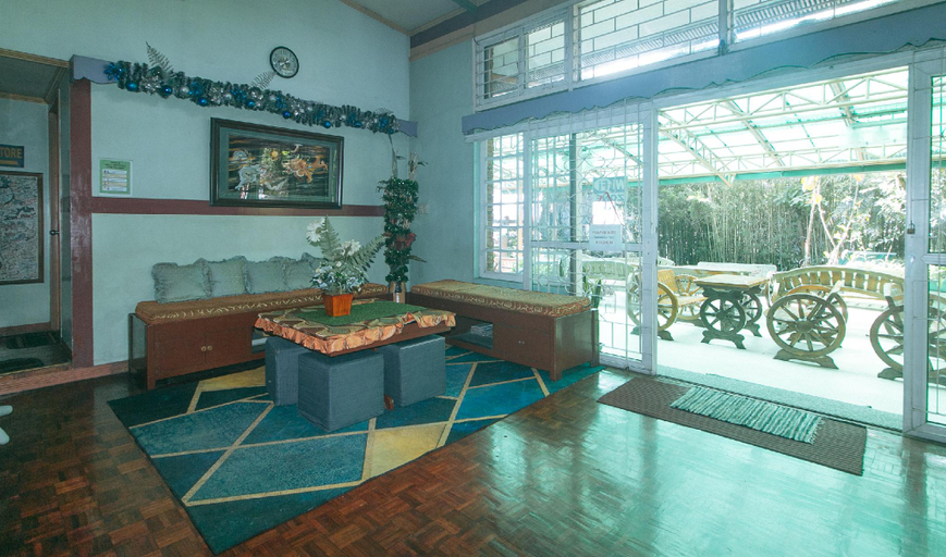 Public Area 3, RedDoorz Hostel @ MRC Residences Baguio, Baguio City