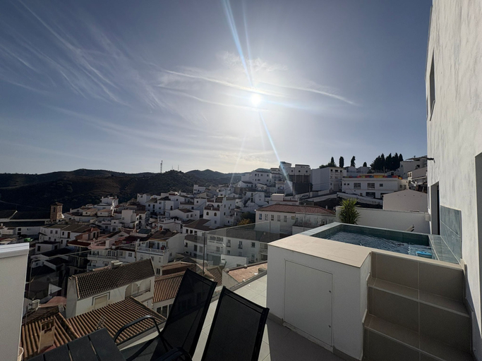 Others 5, LA LIPA SUITES, Málaga