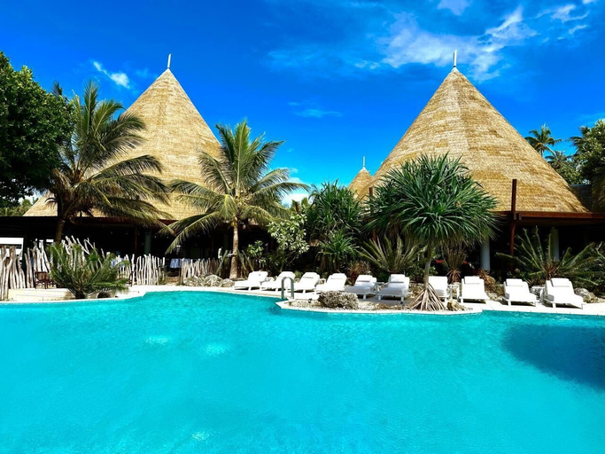 Pool 3, HOTEL WADRA BAY, Lifou