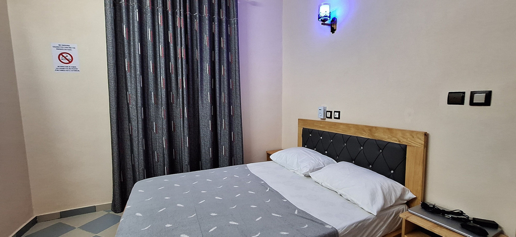 Room 4, Merry Home, Cotonou