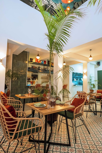 Restaurant 3, Luma & Lua, Gasabo