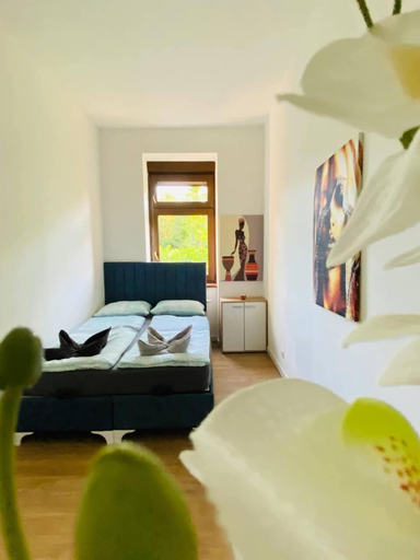 Room 3, Ideal 3BR Apartment Near Stammersdorf, Wien
