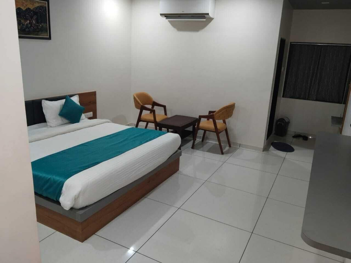 Room 3, Premier Somnath, Gir Somnath