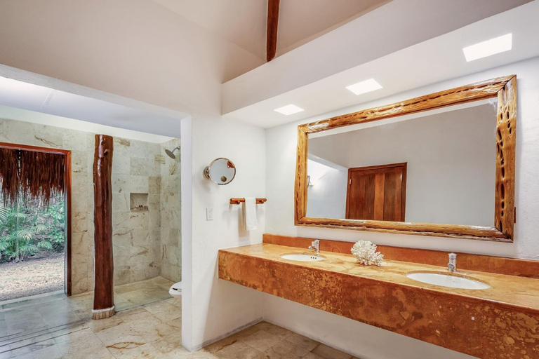 Bathroom 5, The Explorean Selva Maya Kohunlich, Othón P. Blanco