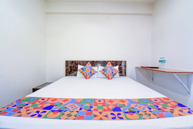 Room 5, Fabhotel World King, Pune