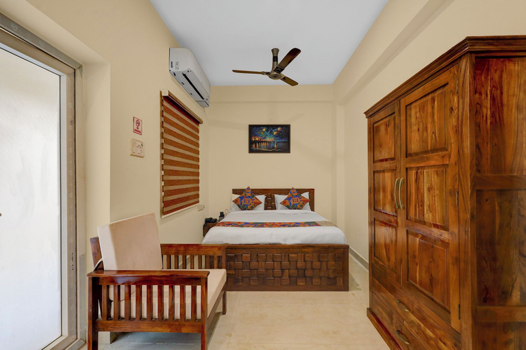 Room 3, Fabhotel Sejour Royal, Thiruvallur