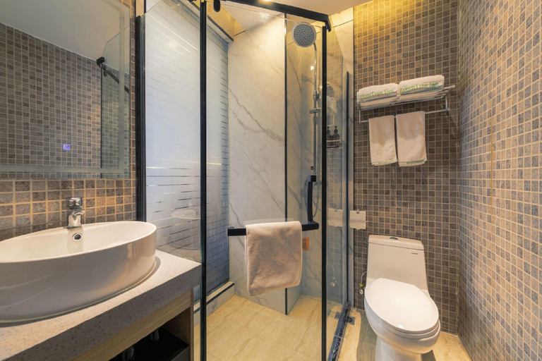 Bathroom 3, Green Tree Inn Jinmen Zhongxiang Anlufu, Jingmen