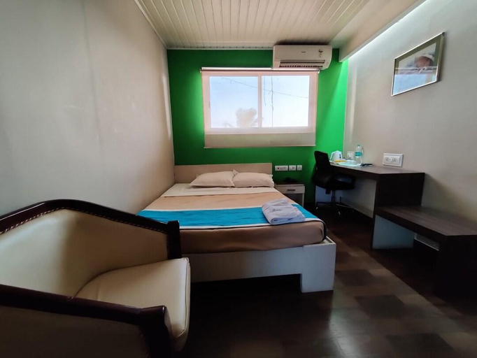 Bedroom 4, Hotel Mothimahal, Thrissur