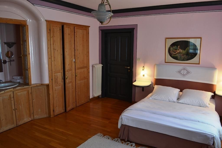 Bedroom 4, La Moara, West Macedonia