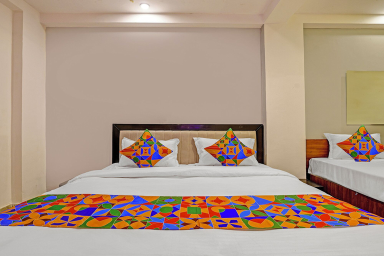 Room 3, Fabhotel Stay Inn I, Gautam Buddha Nagar
