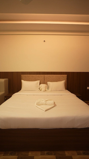 Room 3, R2B GRAND RAYAN RAM BHAVAN, Kolar
