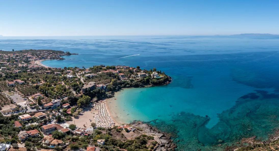 Others 4, Villa Dioni Tria, Peloponnese