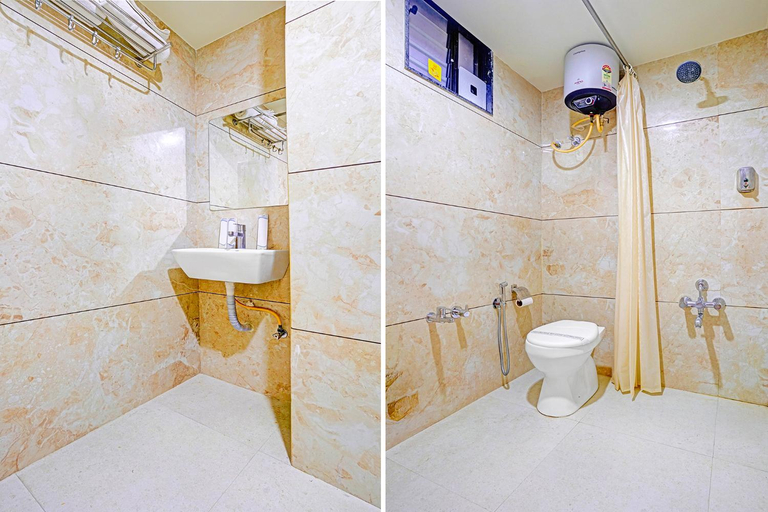 Bathroom 5, FabHotel Siddharth Corporate, Gandhinagar