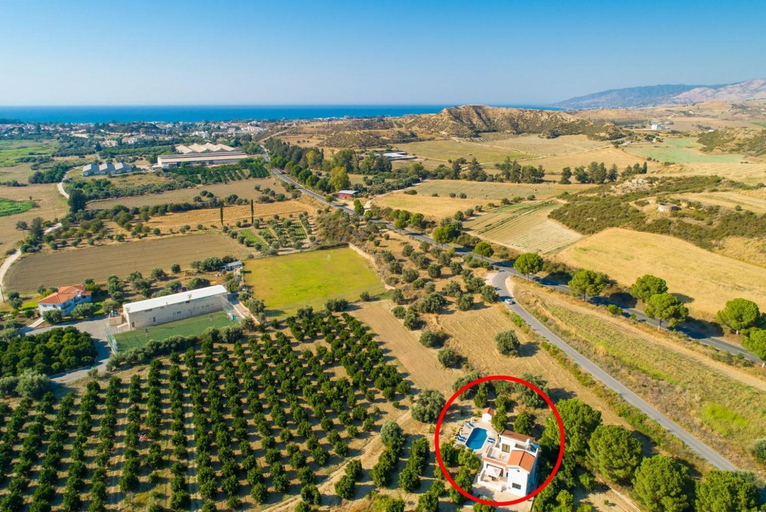 Others 5, Villa Charoula Tessera