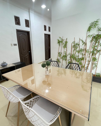 Others 2, Utama Guest House Kuta Alam, Banda Aceh