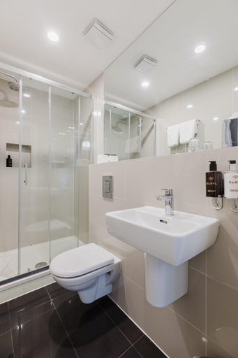 Bathroom 4, Park Avenue J Hotel London Hyde Park, London