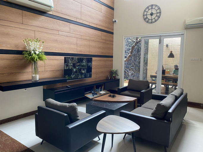 Others 4, Astaka Residence, Cikarang