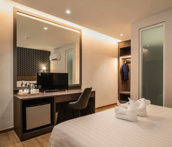 Others 4, Lucky Hotel Bangkok, Khlong Toey