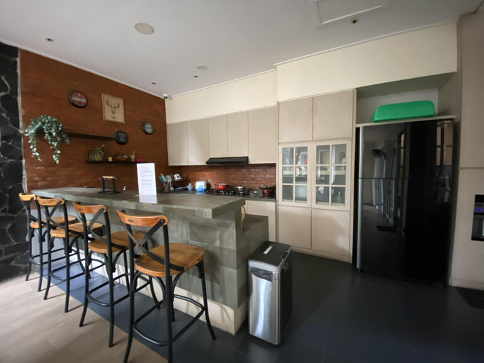Others 2, Astaka Residence, Cikarang