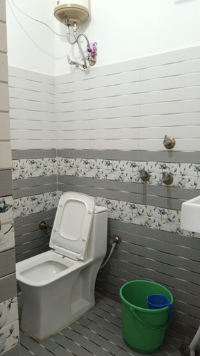Bathroom 4, Maa Bhagwati Home Stay, Faizabad