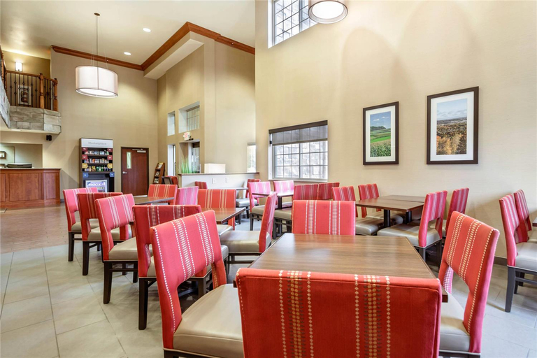 Food & Drinks 5, Comfort Suites at Par 4 Resort, Waupaca