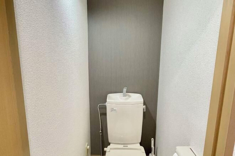 Room 3, YMK Oshiage 7A, Sumida