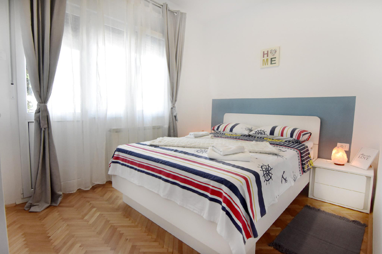 Bedroom 4, Spacious apartment in Umag with garden, Umag